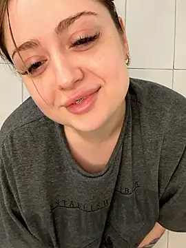 KellyMoors online show from December 2025 08:16:02 AM