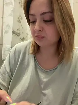 KellyMoors online show from October 2025 11:42:02 AM