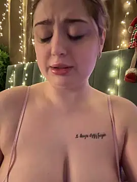 KellyMoors online show from December 2025 01:42:01 AM