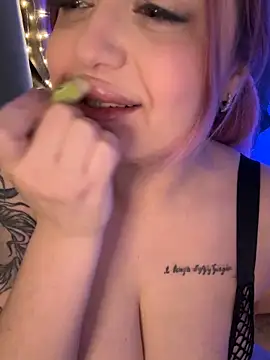 KellyMoors online show from March 2026 02:06:01 AM