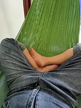 Lili 2love online show from December 2025 02:35:02 AM