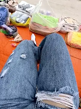 Lili 2love online show from November 2025 12:53:01 AM