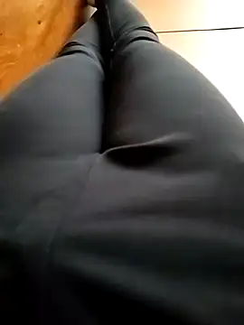 Lili 2love online show from November 2025 12:26:01 AM