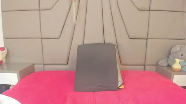 AlanaRosee   online show from November 2025 01:48:02 PM