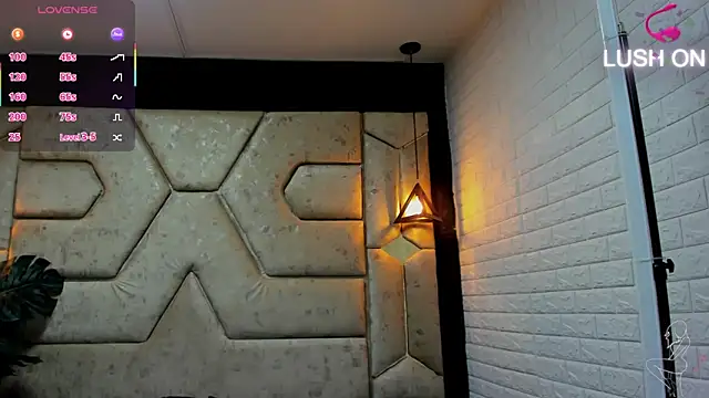 Julieta Slav3 online show from March 2026 09:28:01 PM