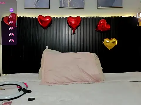 Julieta Slav3 online show from February 2026 09:28:02 PM