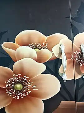 tulip-bae online show from October 2025 04:47:01 AM