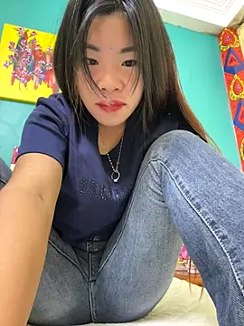 Snapshot of Noen_22 chatting on October 2025 04:42:01 AM Noen 22 online show from October 2025 04:42:01 AM