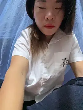 Snapshot of Noen_22 chatting on October 2025 01:06:01 AM Noen 22 online show from October 2025 01:06:01 AM