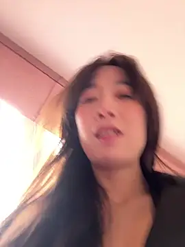 Snapshot of yourkeer chatting on February 2026 05:24:01 AM yourkeer online show from February 2026 05:24:01 AM