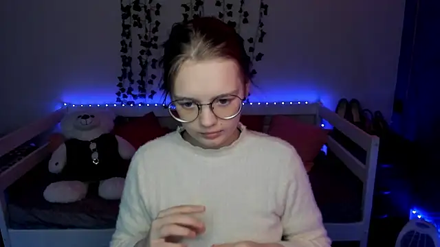 shy elina01 online show from November 2025 10:41:02 AM