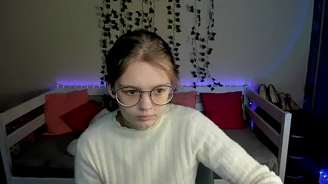 shy elina01 online show from October 2025 10:25:01 AM