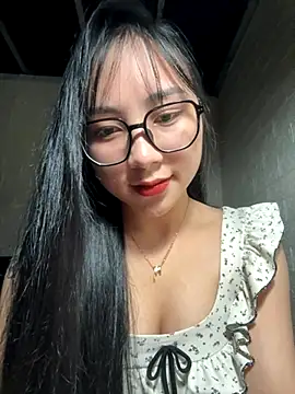 Linh5790 online show from October 2025 02:47:01 PM