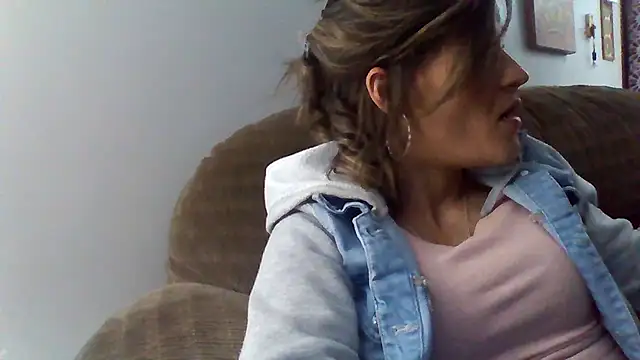 Rileyy7tk online show from November 2025 03:45:01 AM