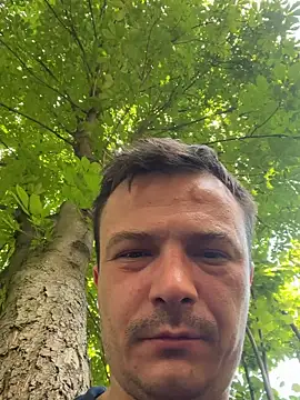 Snapshot of viktor1992-1-1 chatting on June 2026 09:37:02 AM viktor1992-1-1 online show from June 2026 09:37:02 AM
