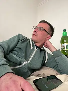 viktor1992-1-1 online show from March 2026 11:58:01 AM