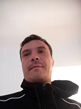 viktor1992-1-1 online show from June 2026 03:12:02 PM