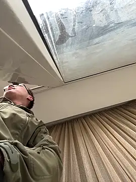 viktor1992-1-1 online show from February 2026 07:42:01 AM