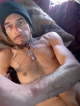 LetMeLiqU online show from November 2025 08:58:02 PM