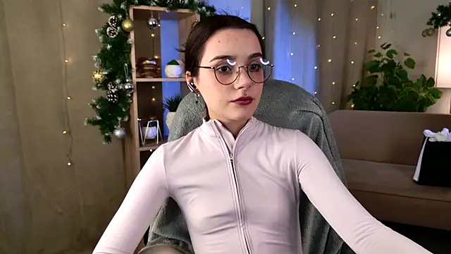 ElizabethMilller  online show from January 2026 09:51:01 PM