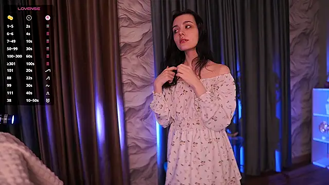 ElizabethMilller  online show from April 2026 10:24:01 PM