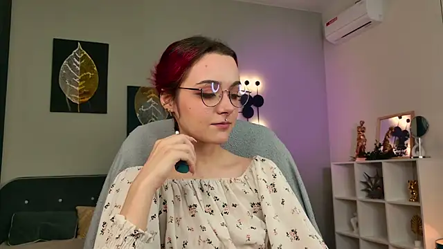 ElizabethMilller  online show from November 2025 10:10:01 PM