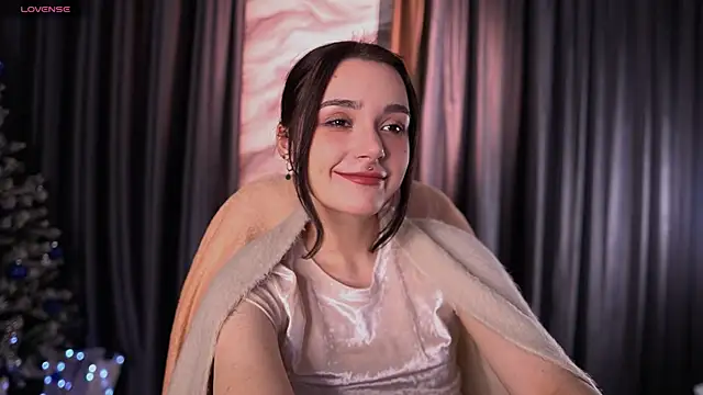 ElizabethMilller  online show from January 2026 10:14:01 PM