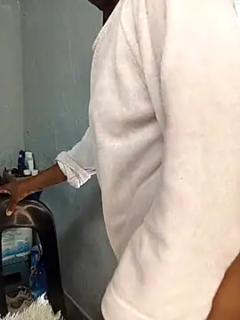 Sex bomb30 online show from March 2026 07:45:02 AM