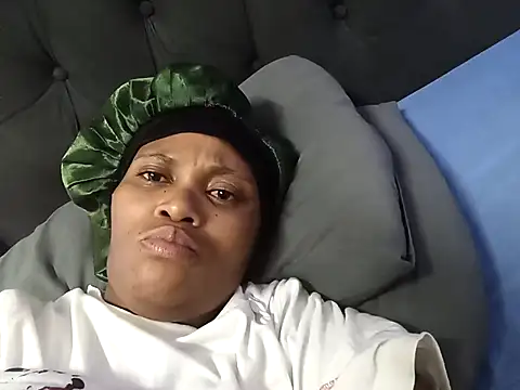 Sex bomb30 online show from April 2026 04:19:01 AM