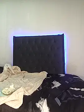 Sex bomb30 online show from May 2026 02:27:01 AM