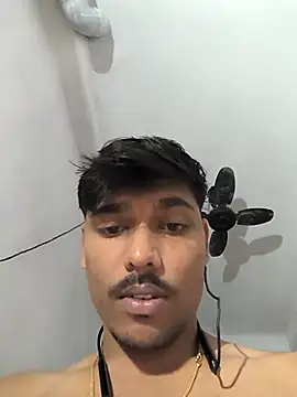 Snapshot of honestbbadboy chatting on October 2025 03:00:02 PM honestbbadboy online show from October 2025 03:00:02 PM