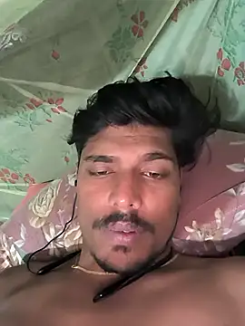 Snapshot of honestbbadboy chatting on November 2025 07:07:01 PM honestbbadboy online show from November 2025 07:07:01 PM