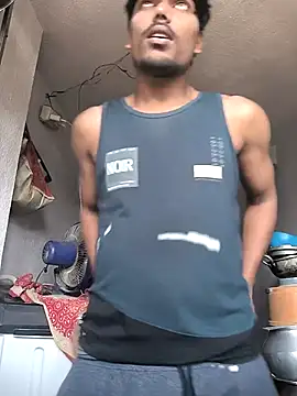 Snapshot of honestbbadboy chatting on December 2025 06:01:02 AM honestbbadboy online show from December 2025 06:01:02 AM