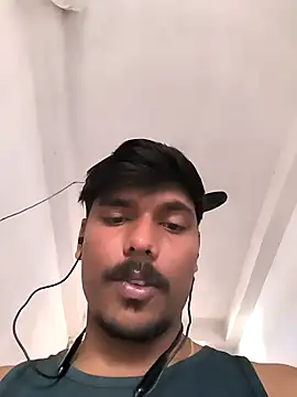 Snapshot of honestbbadboy chatting on November 2025 07:12:01 AM honestbbadboy online show from November 2025 07:12:01 AM