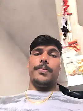 Snapshot of honestbbadboy chatting on October 2025 07:53:02 AM honestbbadboy online show from October 2025 07:53:02 AM