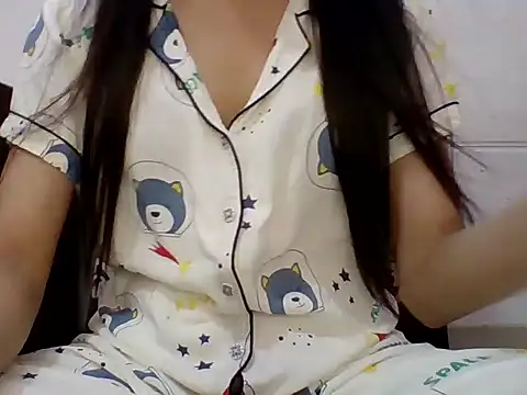 Hotty kaira online show from May 2026 04:38:01 PM