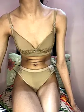 Hotty kaira online show from October 2025 12:02:01 PM