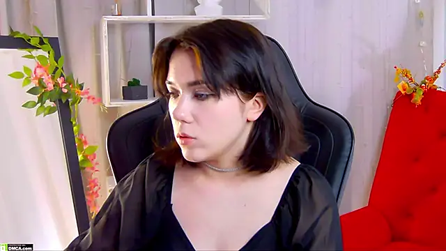 Kelly foox online show from December 2025 09:22:02 AM