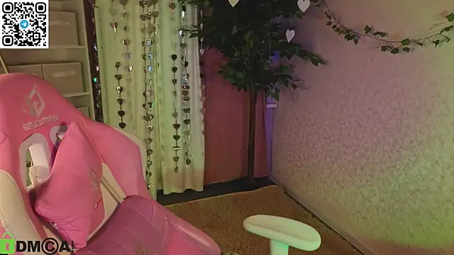 L1na Reeds online show from February 2026 01:02:01 AM