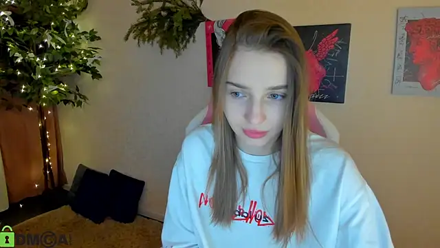 L1na Reeds online show from December 2025 01:05:02 AM