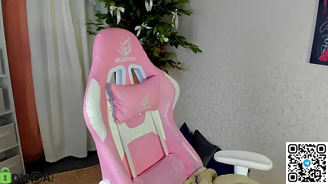 L1na Reeds online show from January 2026 01:09:01 AM