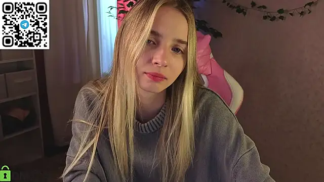 L1na Reeds online show from April 2026 01:18:01 AM