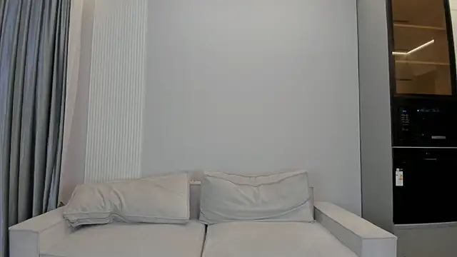 angel soo online show from December 2025 01:21:01 PM