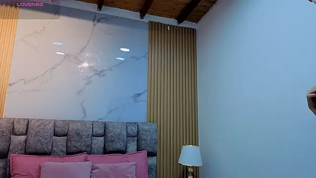 angel  kiss online show from April 2026 11:33:01 AM