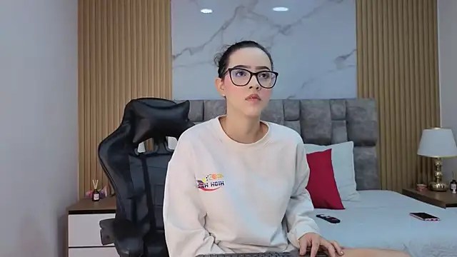 angel  kiss online show from February 2026 11:44:01 AM