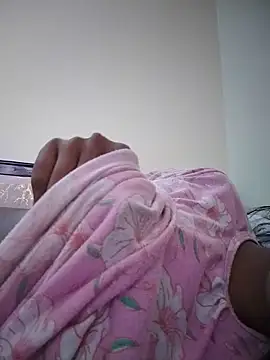 hottywife-03 online show from June 2026 12:52:01 AM