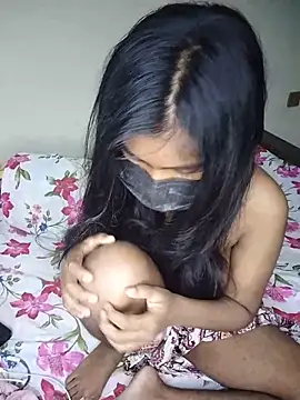 hottywife-03 online show from May 2026 06:04:01 PM