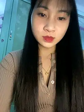 banlinh004 online show from December 2025 02:55:01 PM