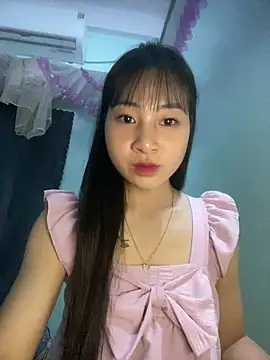 banlinh004 online show from April 2026 02:01:05 PM