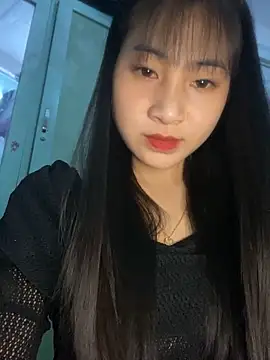 banlinh004 online show from November 2025 03:45:02 PM